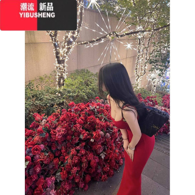 YIBUSHENG法式气质高级性感显胸吊带连衣裙女季新款辣妹修身鱼尾长裙子