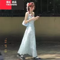 YIBUSHENG茶歇法式蓝色碎花吊带连衣裙女季2024新款小个子收腰显瘦长裙子