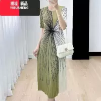 YIBUSHENG三宅褶皱连衣裙季中长款大码短袖减龄印花轻薄透气遮肉百褶裙