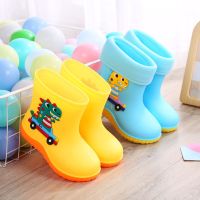 时尚儿童雨鞋保暖加棉防滑水鞋宝宝儿童雨靴男女可爱卡通保暖威珺