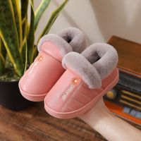 儿童棉拖鞋冬季包跟pu皮面防水防滑男孩女童小孩软底宝宝保暖棉鞋威珺