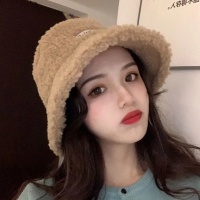 秋冬季新款羊羔毛渔夫帽子女韩版明星同款百搭帽子日系盆帽护耳潮