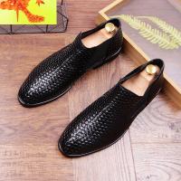 中帮皮靴子男士一脚蹬休闲鞋英伦尖头皮鞋黑色编织男靴韩版短靴男 简畅