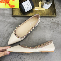秋鞋女2020新款浅口单鞋铆钉鞋女尖头平底鞋子韩版芭蕾舞瓢鞋船鞋 简畅休闲鞋