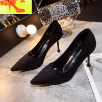 网红少女法式单鞋女细跟中跟绒面红色婚鞋新娘鞋配裙子的高跟鞋女 简畅休闲鞋