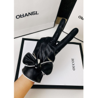 富名洋皮手套女冬天韩版可爱薄款学生骑开车触屏加绒加厚保暖手套防风寒