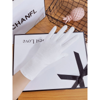 富名洋防晒手套女士冰丝薄款触屏贴手蕾丝骑行开车电动车弹力春夏天防滑