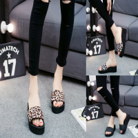 韩版夏季新款一字拖沙滩拖鞋凉鞋女防滑高跟厚底女式凉拖