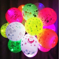 玩具地推轻便飘空光气球线下led夜光求婚带彩灯新款多款