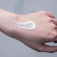 [苏宁优选]荷诺益生菌水乳套餐清爽型补水保湿化妆水清爽控油乳液乳韩国保湿