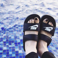 正品耐克女鞋拖鞋夏新款双绑带忍者防滑沙滩外穿时尚凉拖鞋