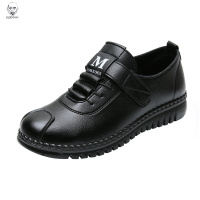 老人头妈妈鞋软底女士皮鞋单鞋2020春秋新款舒适防滑中老年平底妈妈皮鞋