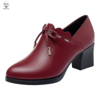 老人头2021妈妈鞋子软底女春季真皮单鞋女鞋新款中年中老年粗跟女士皮鞋