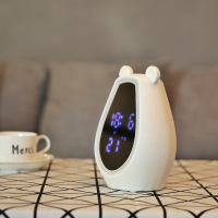 萌哒熊USB充电多功能闹钟 创意化妆镜面音响配置台灯床头钟