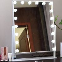 化妆镜台式led灯阿斯卡利(ASCARI)家用卧室桌面大号便携网红补光梳妆镜子带灯泡 18灯56*67白色(插电款)