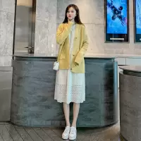 恋名媛孕妇春装套装2021新款春季潮妈个性网红洋气宽松减龄连衣裙两件套孕妇装