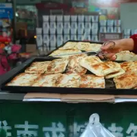 正宗安徽淮南牛肉汤油酥烧饼手工烧饼半成品坯子碳烤烧饼商用