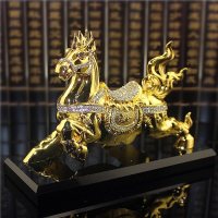 汽车摆件品合金马车载镶钻香水座汽车内饰用创意饰品马到成功居家 _320_911