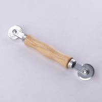 纱窗压条压轮器窗纱压纱轮窗纱安装工具窗纱压轮纱网木柄压轮