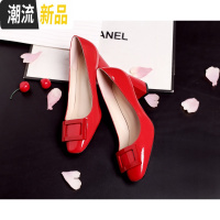 婚鞋百搭浅口高跟单鞋女鞋粗跟小码31 32 33大码41 42 43大红色 广赫