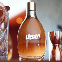 海蓝之谜鎏金焕颜精华液150ml精华水细腻淡纹水润饱满提亮补水保湿中文标识专柜正品