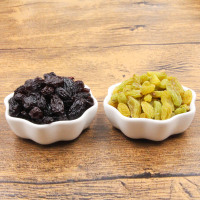 新疆吐鲁番特产双色葡萄干散装 黑加仑树上黄葡萄干 树上黄1斤+红玫瑰1斤（共2斤）