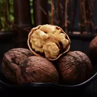 年新货核桃薄皮陕西级薄壳孕妇原味生核桃散装装实惠装