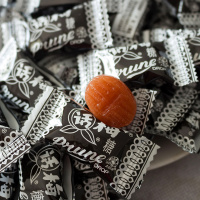 冠生园大白兔天山奶油话梅糖 话梅味水果糖结婚喜糖果装