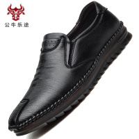 公牛乐途2020秋季牛皮单鞋男真皮百搭休闲皮鞋透气爸爸男鞋软底中老年防滑鞋男
