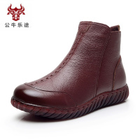 公牛乐途2020妈妈女鞋软底真皮平底秋冬款单靴保暖防滑舒适老人短靴
