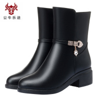 公牛乐途2020妈妈靴子女秋冬季棉鞋中跟加绒真皮软底防滑中老年中年中筒靴女鞋