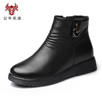 公牛乐途2020妈妈棉鞋冬季加绒保暖中年短靴防滑软底中老年鞋舒适坡跟老人女鞋