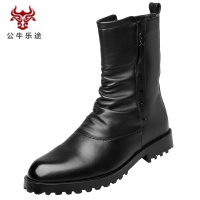 公牛乐途2020新款男靴青春内增高铆钉靴韩版中筒潮流高帮尖头皮靴子男士马丁靴