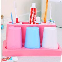 1/2/3口之家牙刷架洗漱套装情侣牙膏架漱口杯牙刷盒刷牙杯架台式 心形款粉色