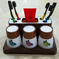 1/2/3口之家牙刷架洗漱套装情侣牙膏架漱口杯牙刷盒刷牙杯架台式 咖啡蝴蝶杯