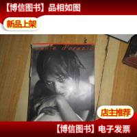 SANTE DORAZIO A PRIVATE VIEW(意大利语,有关人体艺术的画册)