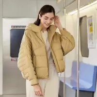 坦博尔蝙蝠袖羽绒服女短款2021冬季连帽廓形宽松鸭绒外套TB211330