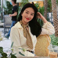 盛世尼曼杨采钰同款丝巾小方巾女春秋款洋气时尚韩国百搭装饰薄款护颈领巾