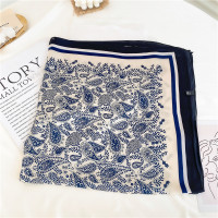 盛世尼曼腰果好质感新款复古防晒小丝巾职业百搭小方巾头巾女装饰领巾发带