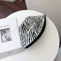 盛世尼曼西本/酷炫斑马纹渔夫帽子女春夏麂皮绒显脸小水桶帽时尚双面盆帽帽子