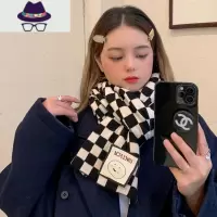 棋盘格围巾女冬韩版百搭毛线加厚防寒保暖中长款围脖穿搭小围巾 FISH BASKET