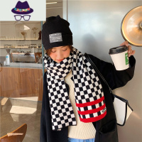 黑白棋盘格子克莱因蓝围巾少女撞色秋冬韩版网红百搭可爱保暖围脖 FISH BASKET