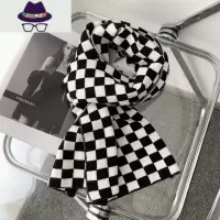 黑白棋盘格子ins围巾女秋冬季网红针织围脖保暖2021新款长款围巾 FISH BASKET