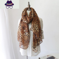 秋冬新款披巾女豹纹丝巾大披肩韩版保暖围脖长款围巾长巾 FISH BASKET