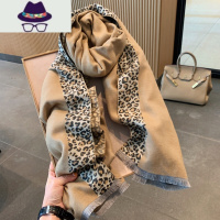 围巾女冬季韩版百搭加厚保暖围脖女秋冬季豹纹仿围巾外搭披肩 FISH BASKET