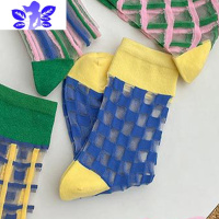 IdeaminiSSWEATSHOP 春夏新款玻璃丝粉绿格子中筒袜女透气可爱街头百搭款袜子