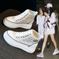 歌爱妮2021马丁靴女新款秋季秋冬春秋单靴白色瘦瘦靴厚底内增高气质短靴