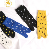 Ideamini三分田数字4双二趾袜分趾袜二指袜脚趾女两指棉秋冬卡通字猪蹄马袜子