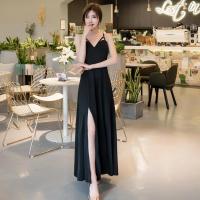 2019春夏季新款连衣裙暗黑系气质吊带长裙显瘦女小心机内搭裙子潮