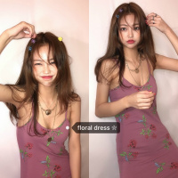 鬼马少女泫雅风韩国复古性感小心机紧身包臀侧开叉碎花吊带连衣裙